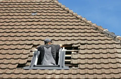 Pose de velux à Laruscade